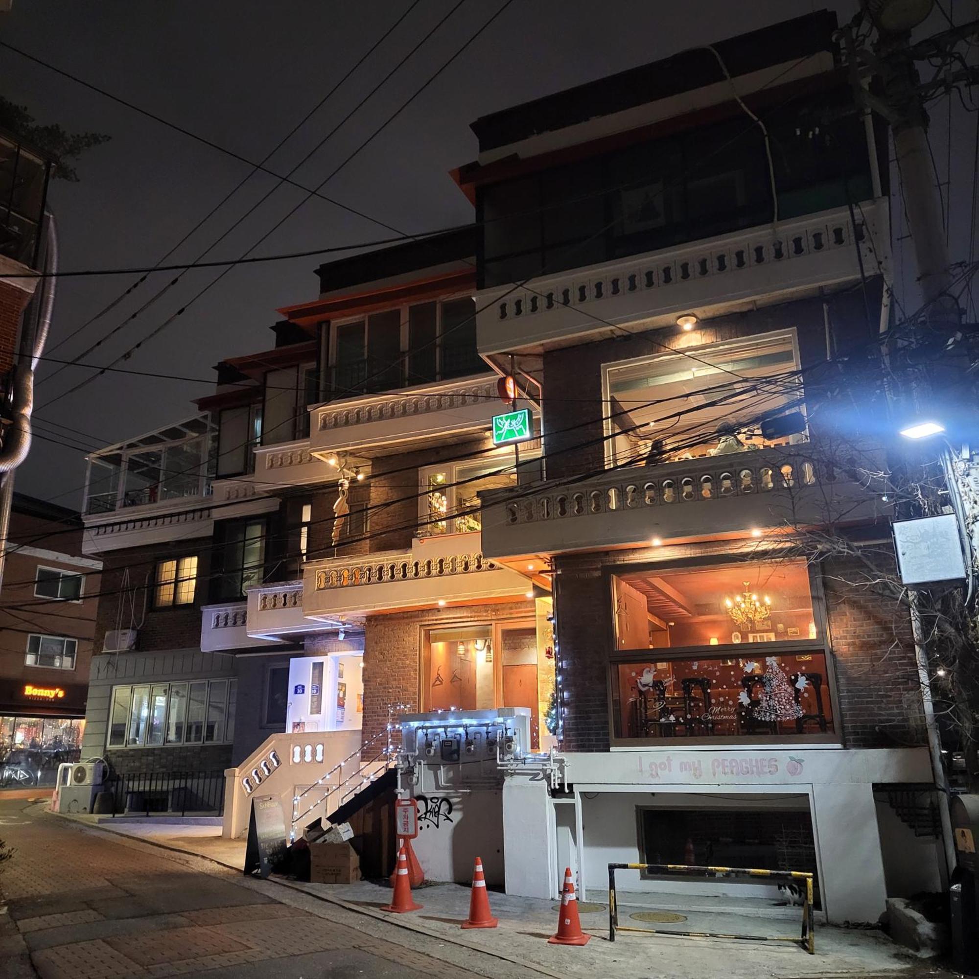 On The Main Street Of Hbc #4 Vila Seul Exterior foto